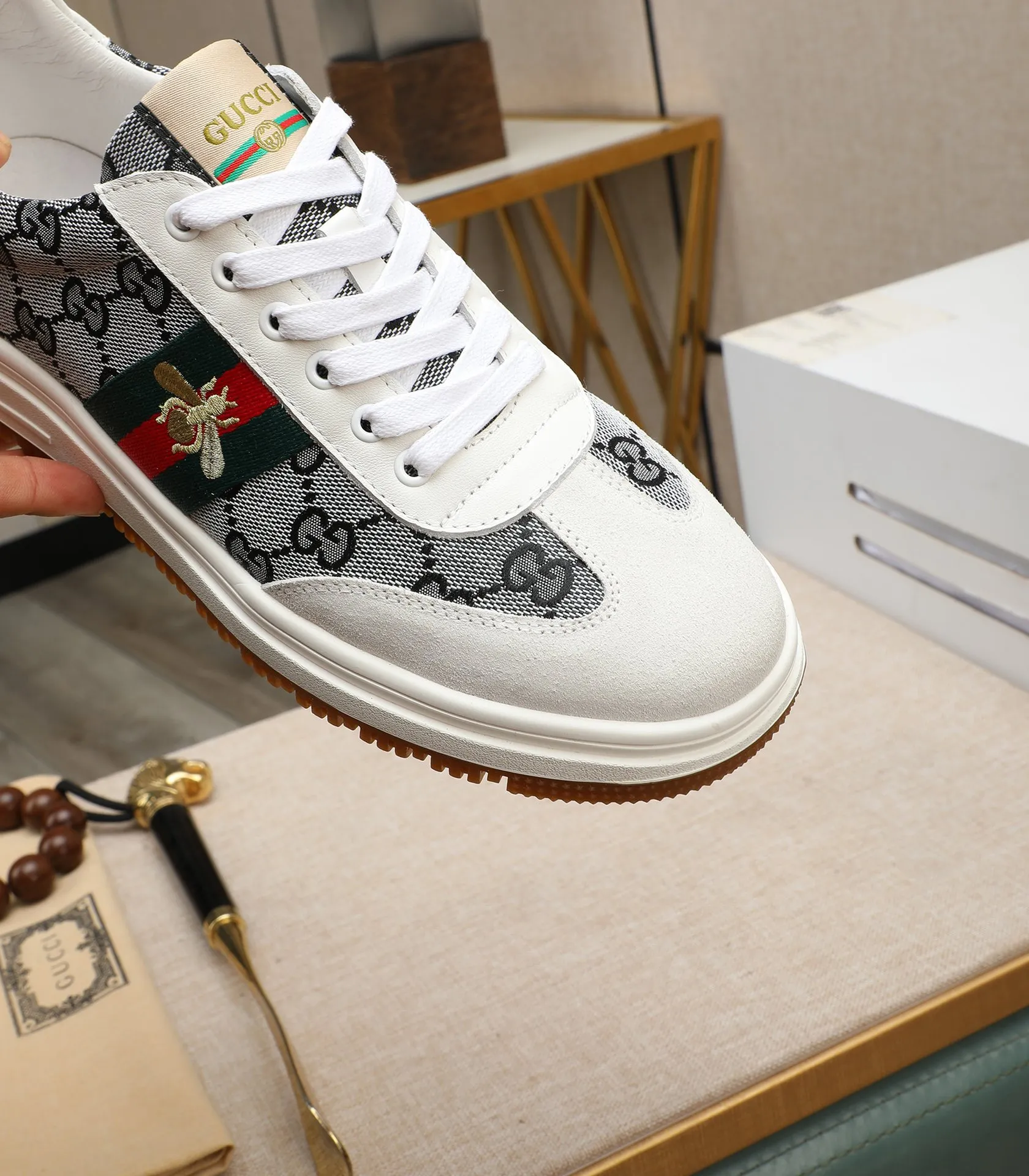 Men's shoes💰440 GUCCI🔍🔍2024 latest spring style On sale at the same time at the counter, original calfskin imported from Italy, genuine leather lining, (high-end, luxury, and class) exquisite workmanship, soles: original soles specially provided by the original factory, ⚠Exclusive double-layer movable molded soles are super comfortable⚠, real photos🎬The real ones are better🔍🔍"High quality·Follow the order" code number 38-44